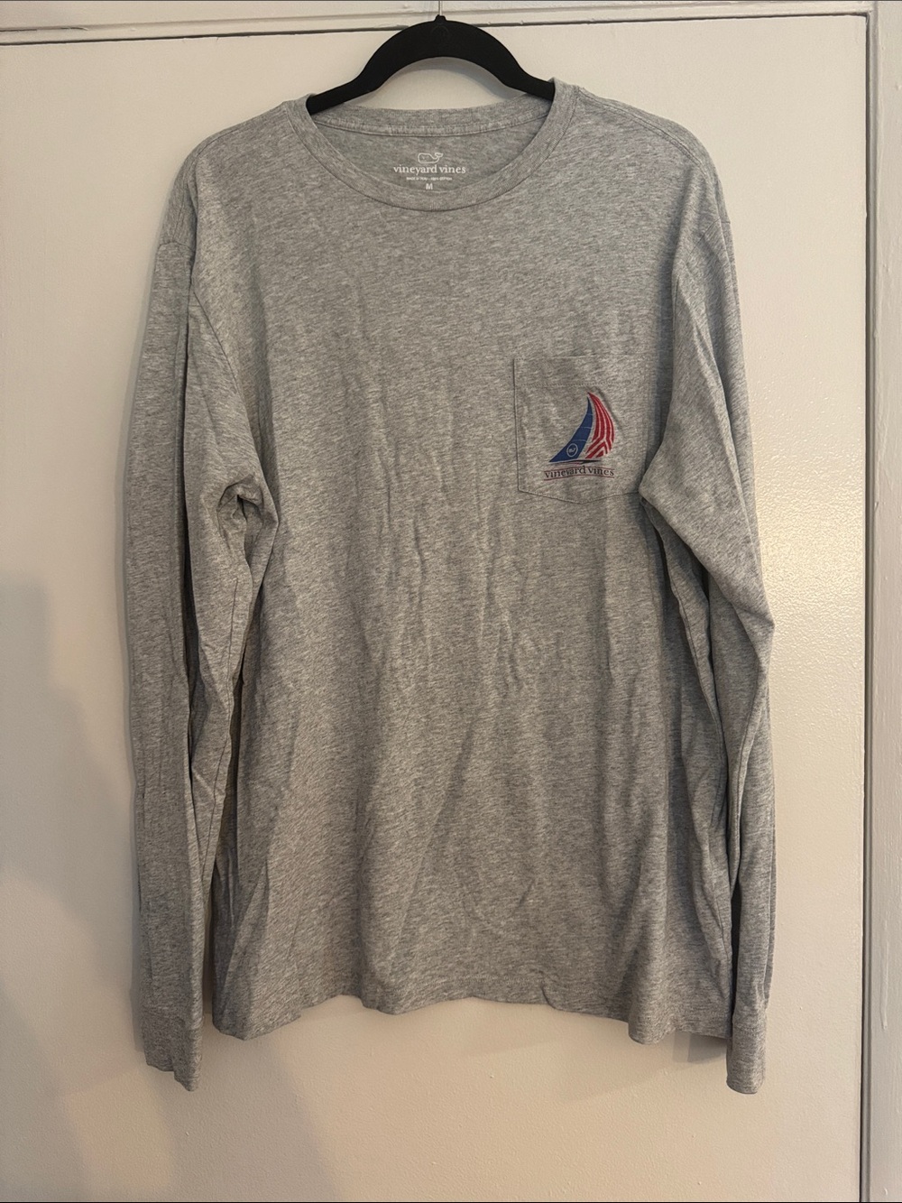Vineyard Vines Gray Long-Sleeve Pocket Tee with Sailboat Logo